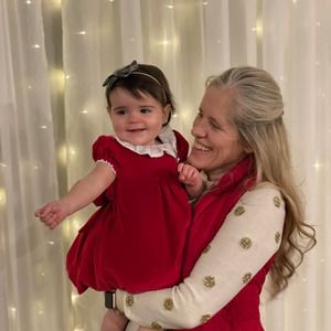 Meet your Posher, Dana